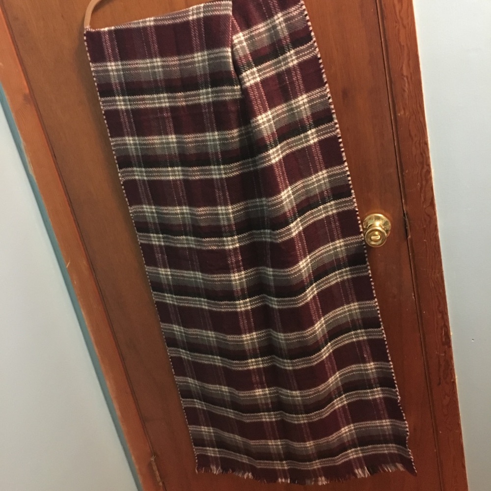Minicci Blanket Scarf - Burgundy/Wine
